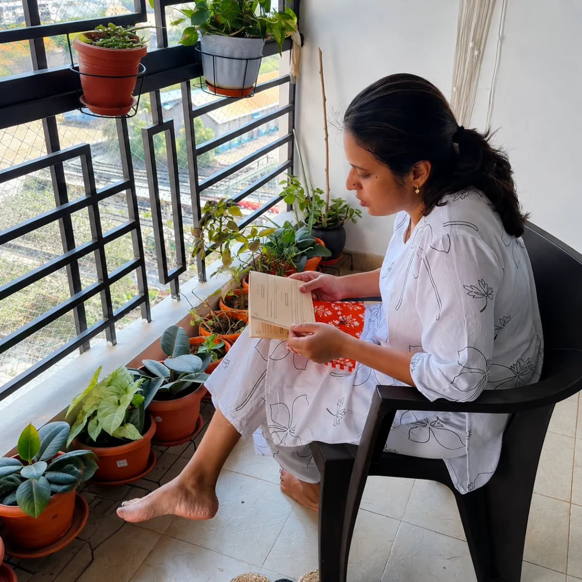 Expecting mother practising Likhit Japa